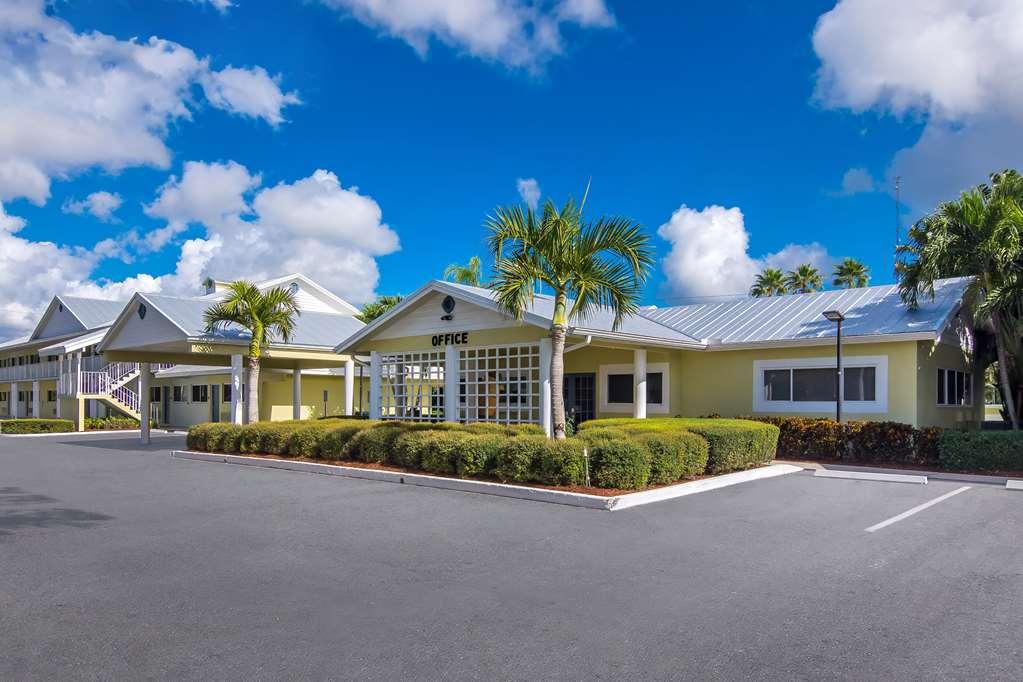 เบสต์ เวสเทิร์น พอร์ต เซนต์ ลูซี Hotel Port St. Lucie ภายนอก รูปภาพ