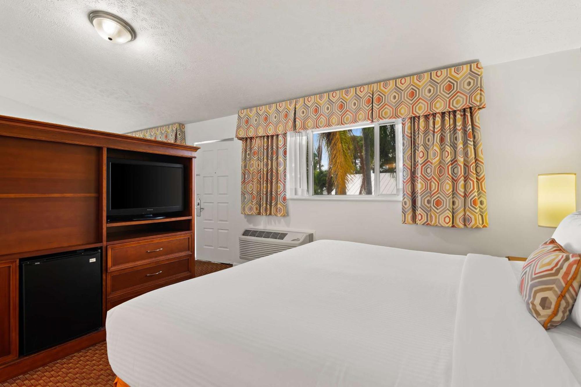 เบสต์ เวสเทิร์น พอร์ต เซนต์ ลูซี Hotel Port St. Lucie ภายนอก รูปภาพ